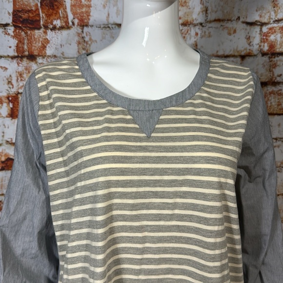 New with Tags Comme Toi Mixed Material Top - Picture 2 of 5